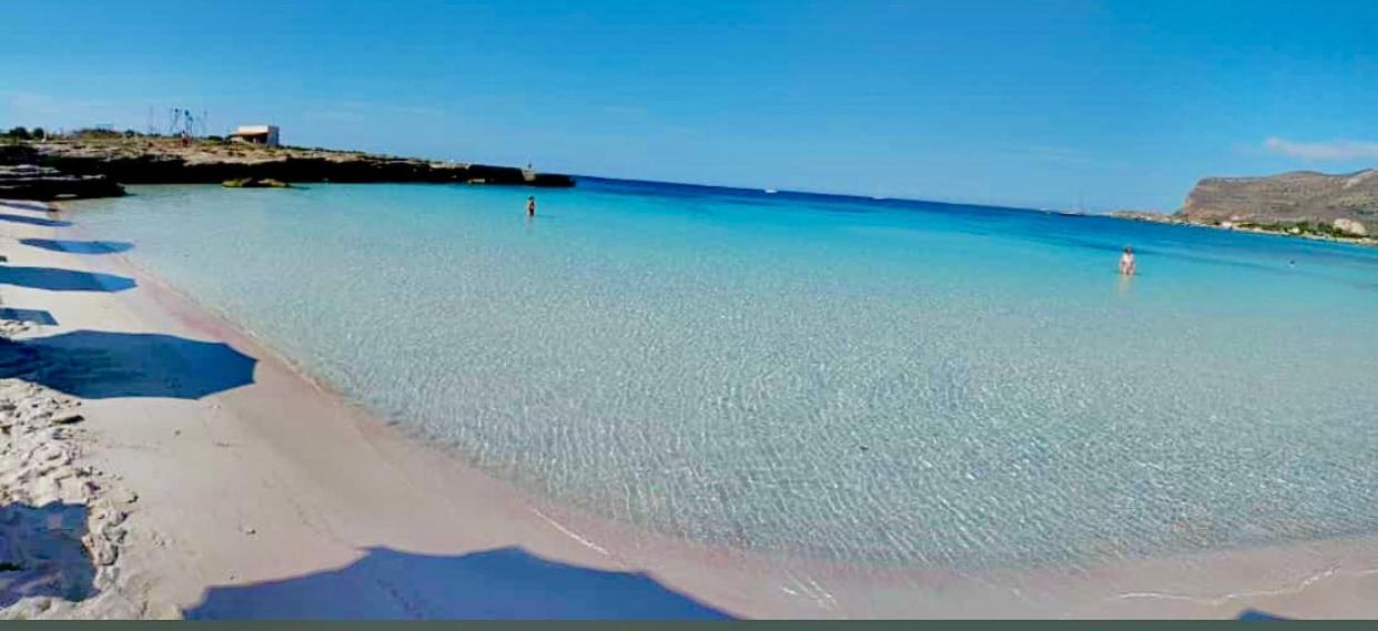 Stabilimento Lido Burrone Panzió Favignana Kültér fotó