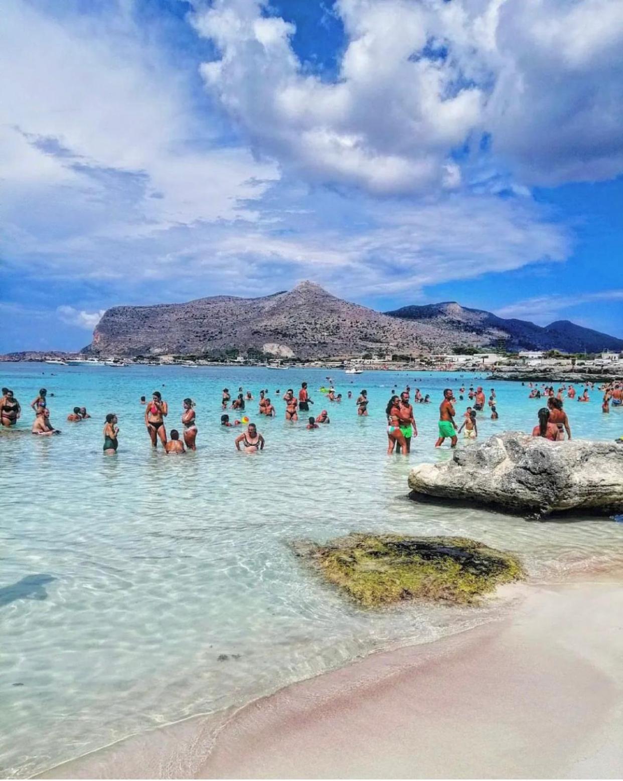 Stabilimento Lido Burrone Panzió Favignana Kültér fotó