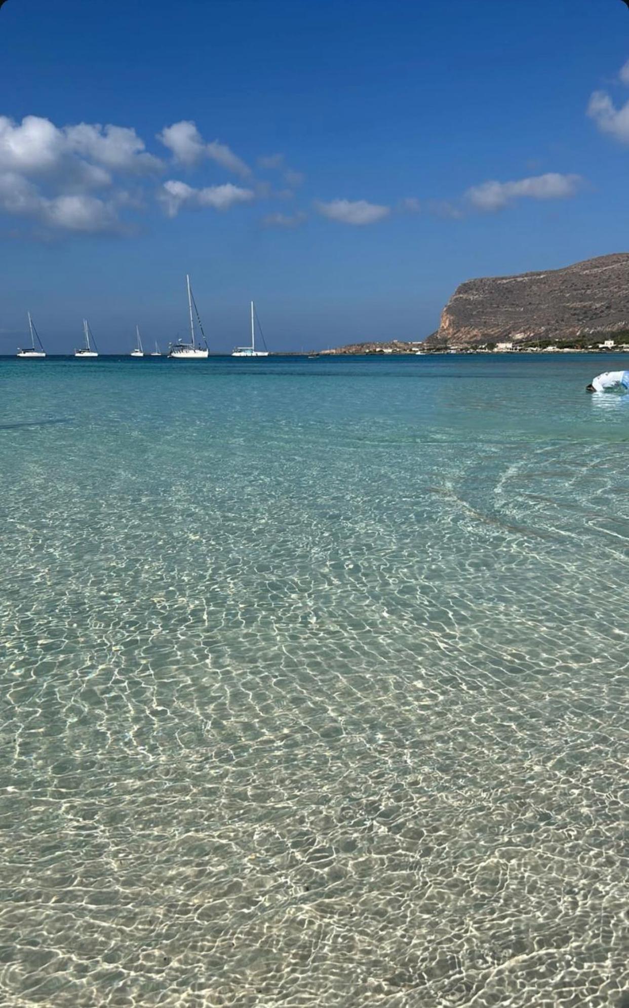 Stabilimento Lido Burrone Panzió Favignana Kültér fotó